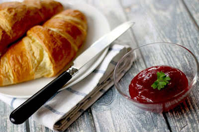 croissants-569075_400.jpg