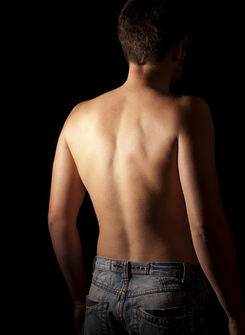 shirtless-2126733_350.jpg